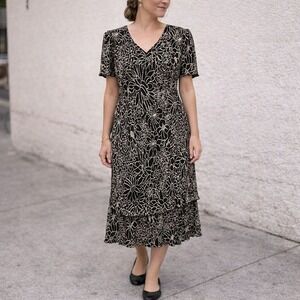 Connected‎ Vintage Floral Pleated Ribbed Tiered Whimsygoth Midi Dress Size 10